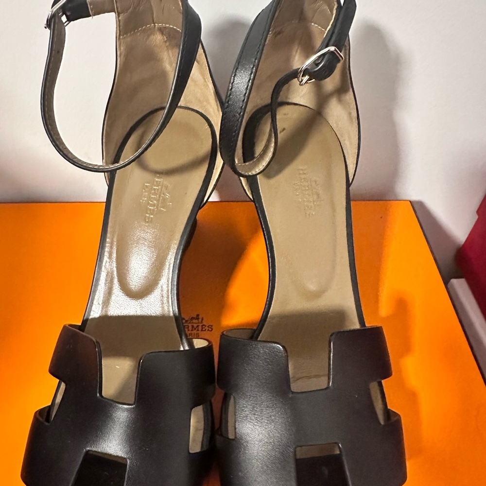 Hermes Legend Sandals - Picture 3 of 4